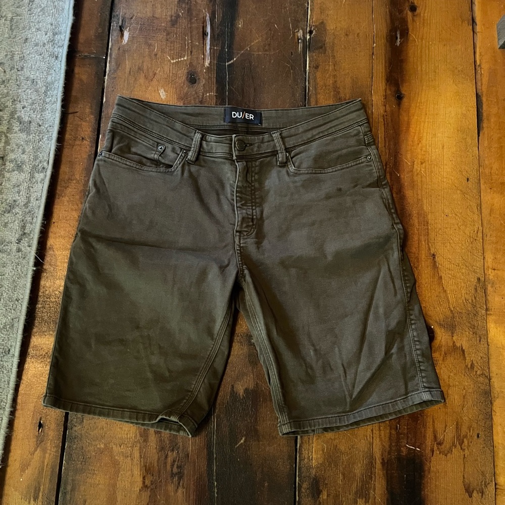 DUER No Sweat Shorts - Brownish Green